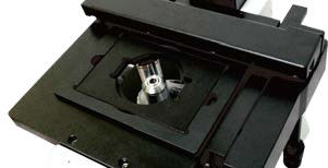 Βιολογικό μικροσκόπιο 5 θέσεων με αναστρέψιμο μύτη B50i